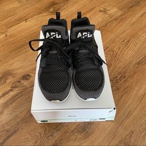 Black & white APL Ascend size 9 **no box**